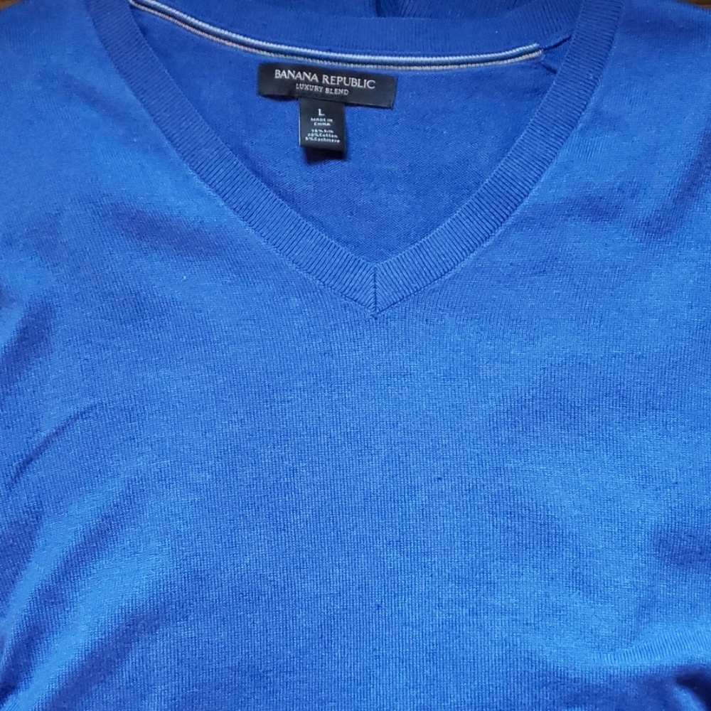 Banana Republic V neck Sweater